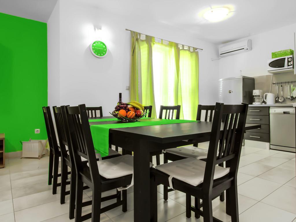 Apartment Maslina-2 By Interhome Srima Bagian luar foto