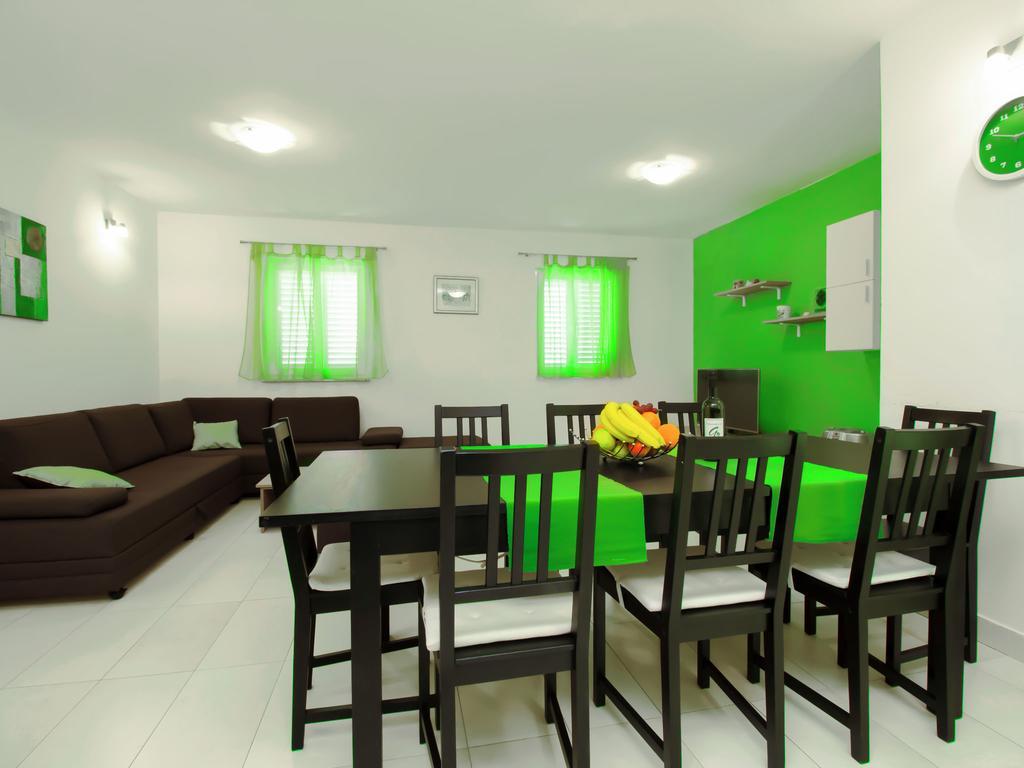 Apartment Maslina-2 By Interhome Srima Bagian luar foto